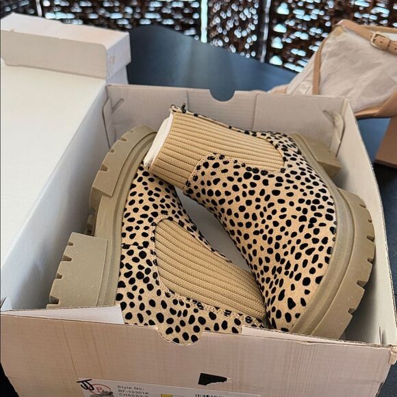 Blowfish Kids Chassy Bootie Sand Leo - Picture 2 of 6